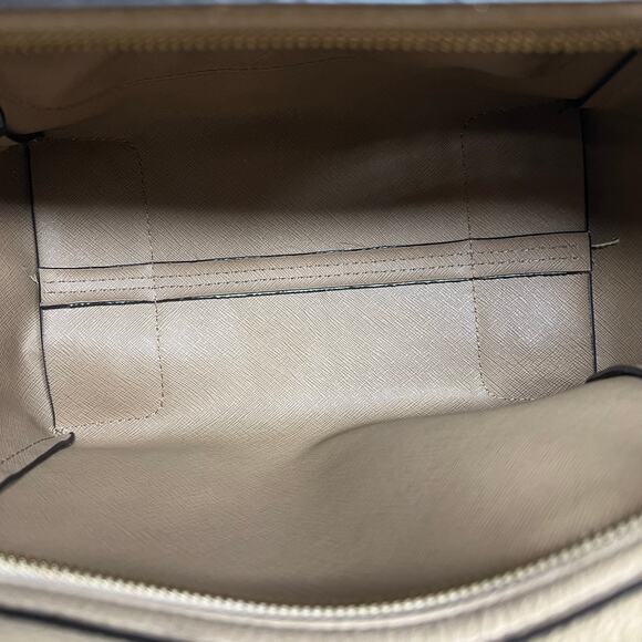 Michael Kors Handbag Beige - Picture 10 of 12